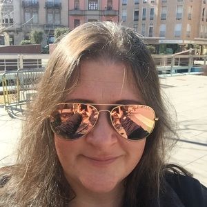 Meet your Posher, Courtney